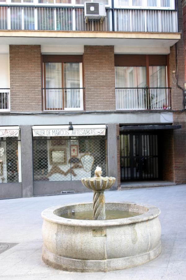 Espejo Mágico Madri Exterior foto